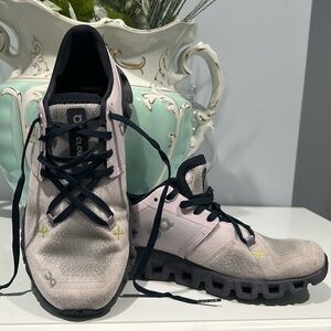 On Cloud X3 running shoes